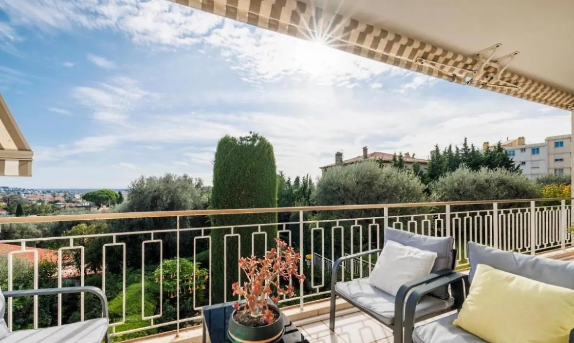 Apartament Le Royal Cannes